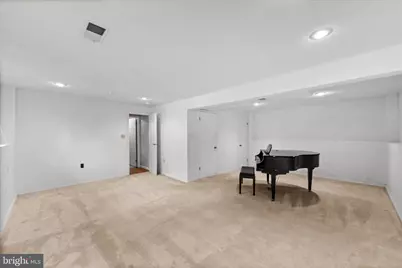 15912 Uppsala Court, Woodbridge, VA 22191 - Photo 17