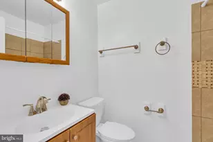 8231 Community Dr, Manassas, VA 20109 - Photo 21