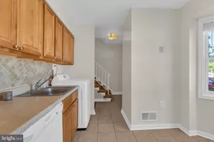 8231 Community Dr, Manassas, VA 20109 - Photo 5