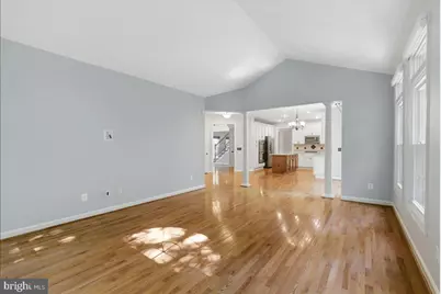 7818 Meadowgate Drive, Manassas, VA 20112 - Photo 17