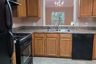 1765 Rochelle Ct, Woodbridge, VA 22192 - Photo 3