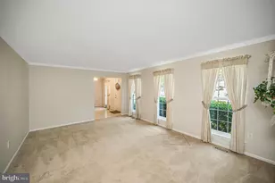11837 Parliament Dr, Woodbridge, VA 22192 - Photo 9