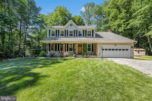 6153 River Forest Dr, Manassas, VA 20112 - Photo 1