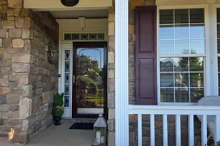 3805 Blowing Leaf Pl, Dumfries, VA 22025 - Photo 5