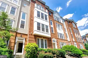 2337 Brookmoor Ln, Woodbridge, VA 22191 - Photo 3