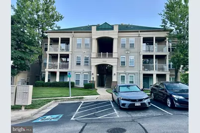1069 Gardenview Loop #303, Woodbridge, VA 22191 - Photo 1