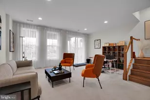 14470 Nebbiolo Dr, Gainesville, VA 20155 - Photo 3