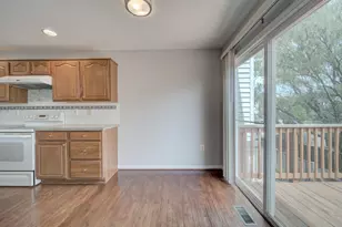 8241 Humphrey Ln, Manassas, VA 20109 - Photo 21