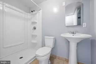 5388 Shamus Ct, Woodbridge, VA 22193 - Photo 15