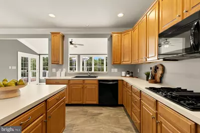 15177 Golf View Drive, Haymarket, VA 20169 - Photo 21