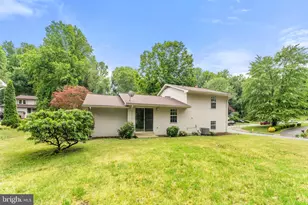 2516 Tabor Ct, Woodbridge, VA 22191 - Photo 13