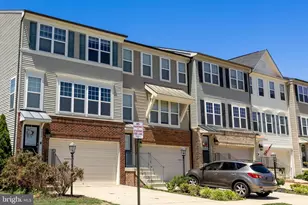 9222 Dawkins Crest Cir, Bristow, VA 20136 - Photo 3