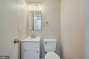 2248 Fort Pickens Ct, Dumfries, VA 22026 - Photo 11