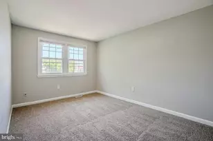 2248 Fort Pickens Ct, Dumfries, VA 22026 - Photo 27