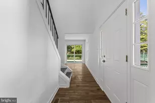 2857 Bowes Ln, Woodbridge, VA 22193 - Photo 5
