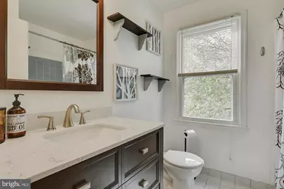 9438 Abingdon Court, Manassas, VA 20109 - Photo 15