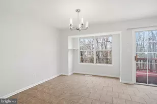 2760 Brier Pond Cir, Woodbridge, VA 22191 - Photo 9