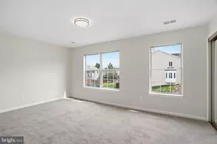 2760 Brier Pond Cir, Woodbridge, VA 22191 - Photo 15