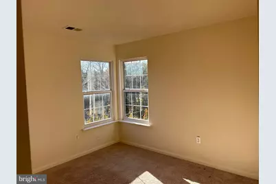 6821 Hollow Glen Court, Gainesville, VA 20155 - Photo 15