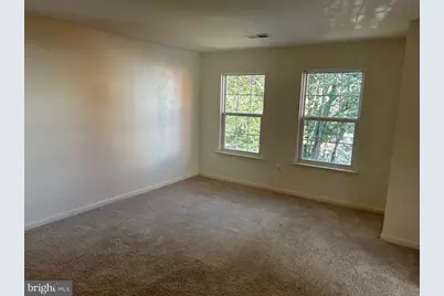 6821 Hollow Glen Court, Gainesville, VA 20155 - Photo 11