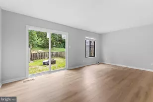 2813 Cambridge Dr, Woodbridge, VA 22192 - Photo 9