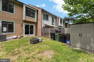 2813 Cambridge Dr, Woodbridge, VA 22192 - Photo 27