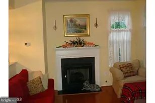 5106 Higgins Dr, Dumfries, VA 22025 - Photo 5