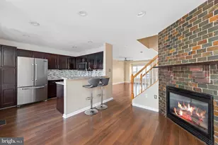 3343 Cape May Ct, Dumfries, VA 22026 - Photo 15