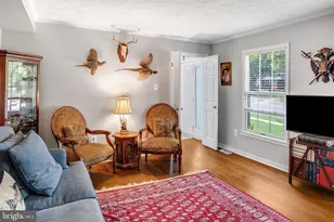 16099 Deer Park Dr, Dumfries, VA 22025 - Photo 7