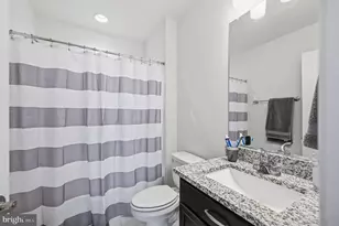 7914 Turtle Crk Cir, Gainesville, VA 20155 - Photo 37