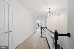 7914 Turtle Crk Cir, Gainesville, VA 20155 - Photo 33