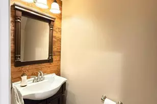 3965 Cressida Pl, Woodbridge, VA 22192 - Photo 15