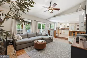 13986 Dancing Twig Dr, Gainesville, VA 20155 - Photo 15