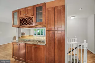7409 Lake Dr, Manassas, VA 20111 - Photo 5