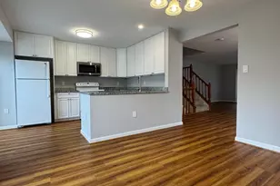 11571 Hill Meade Ln, Woodbridge, VA 22192 - Photo 5