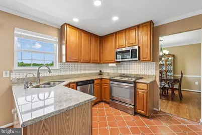 5722 Rhode Island Drive, Woodbridge, VA 22193 - Photo 11