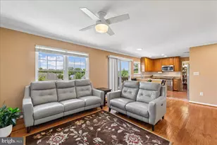 5722 Rhode Island Dr, Woodbridge, VA 22193 - Photo 15