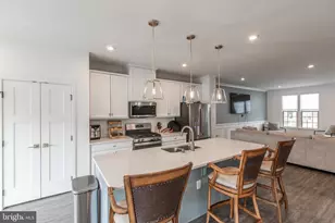 18105 Red Cedar Rd, Dumfries, VA 22026 - Photo 11