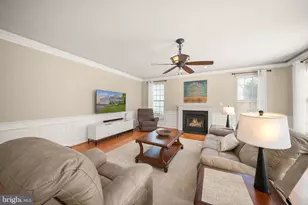 9009 Paddington Ct, Bristow, VA 20136 - Photo 17