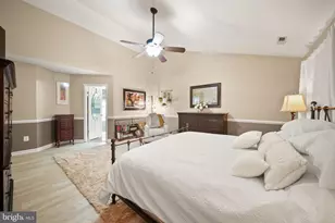 9009 Paddington Ct, Bristow, VA 20136 - Photo 35