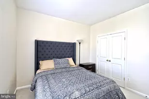 7931 Crescent Park Dr, Gainesville, VA 20155 - Photo 29