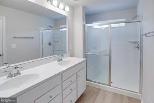 18297 Summit Pointe Dr, Triangle, VA 22172 - Photo 23