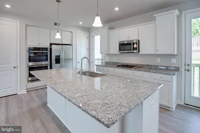 18297 Summit Pointe Drive, Triangle, VA 22172 - Photo 11