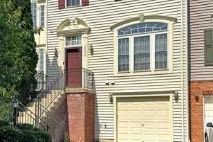 14406 Fowlers Mill Dr, Gainesville, VA 20155 - Photo 1