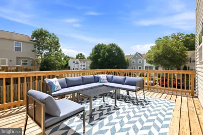 7011 Village Stream Place, Gainesville, VA 20155 - Photo 5