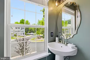 7011 Village Stream Pl, Gainesville, VA 20155 - Photo 21