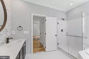 6817 Derby Run Way, Gainesville, VA 20155 - Photo 19