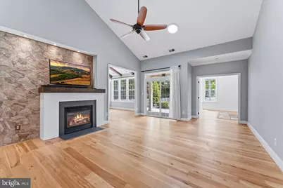 6817 Derby Run Way, Gainesville, VA 20155 - Photo 5