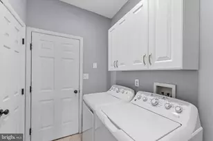 6817 Derby Run Way, Gainesville, VA 20155 - Photo 25