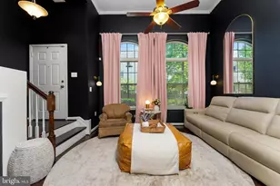 6130 Aster Haven Cir, Haymarket, VA 20169 - Photo 7